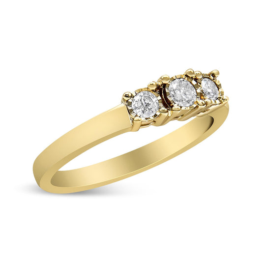 14K Yellow Gold Plated .925 Sterling Silver 1/4 Cttw Diamond 3 Stone Illusion Plate Ring (J - K Color, I1 - I2 Clarity) - Good Gifts, Gurl